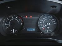 Toyota Revo 2.4 Z Edition Entry M/T 2021 รูปที่ 11